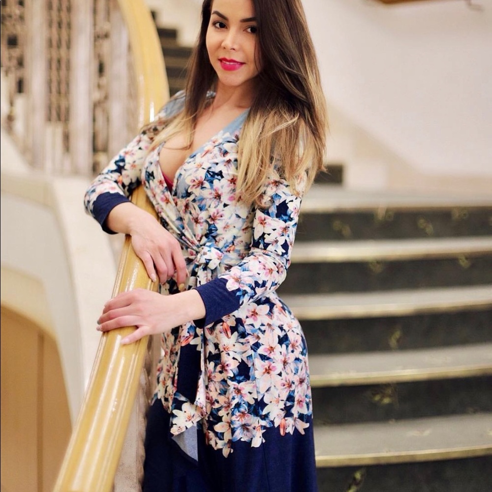 BCBG XS floral dress